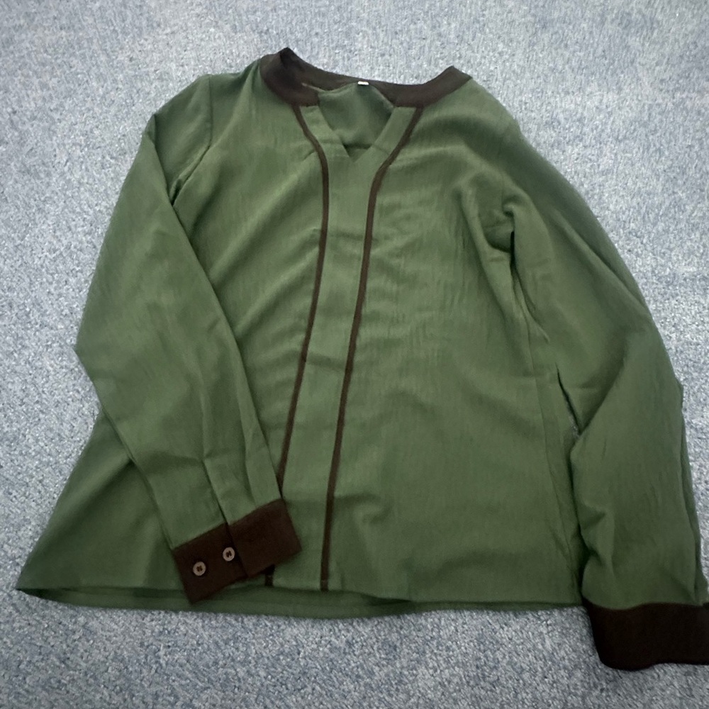 Green Long Sleeve Blouse with Black Trim